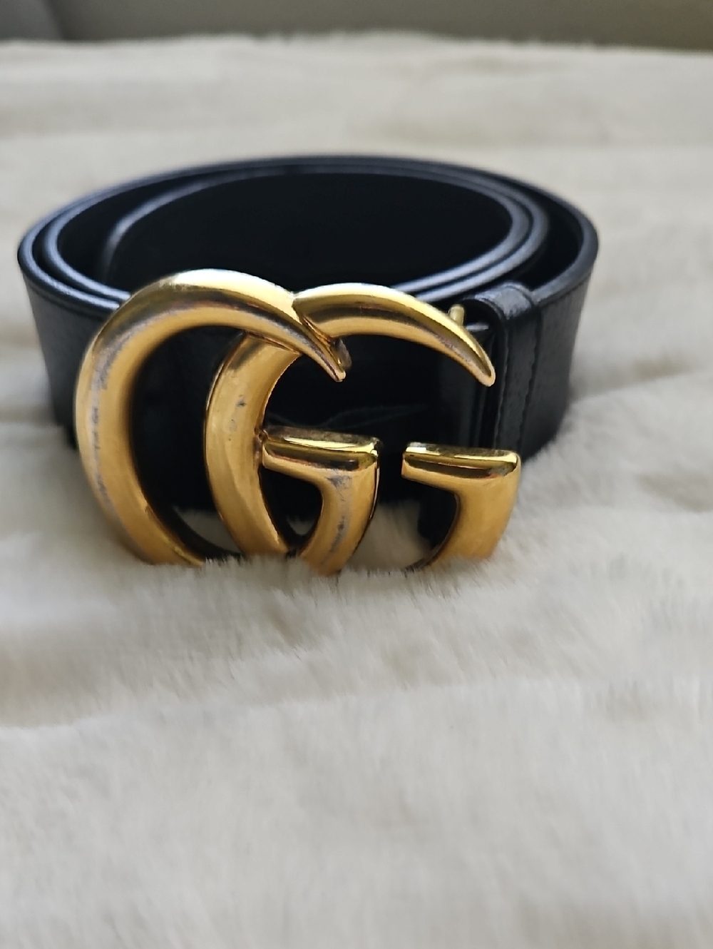 Gucci Black Leather Belt with Gold Double-G Buckle - Picture 2 of 4
